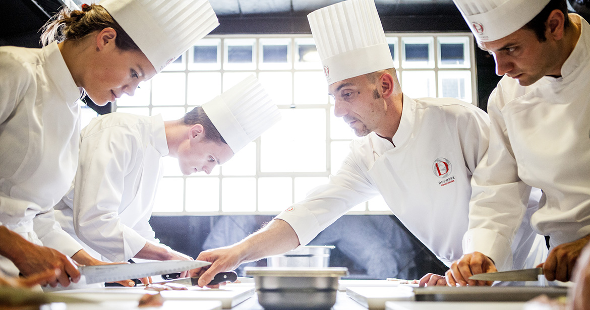 Cook Visa (Japan Food Service Sector)